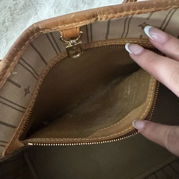 Louis Vuitton Monogram Brown Tote Bag - Picture 9 of 10